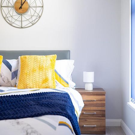Studios With Ensuite Showers & Share Kitchens Prime Location Near Hospital, Town Center Apt 3 St Helens  Eksteriør billede